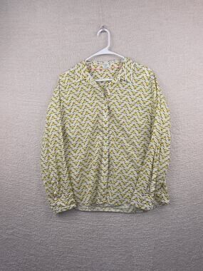 Crown & Ivy Petite Bumble Bee Print Button-Down Shirt Size PL